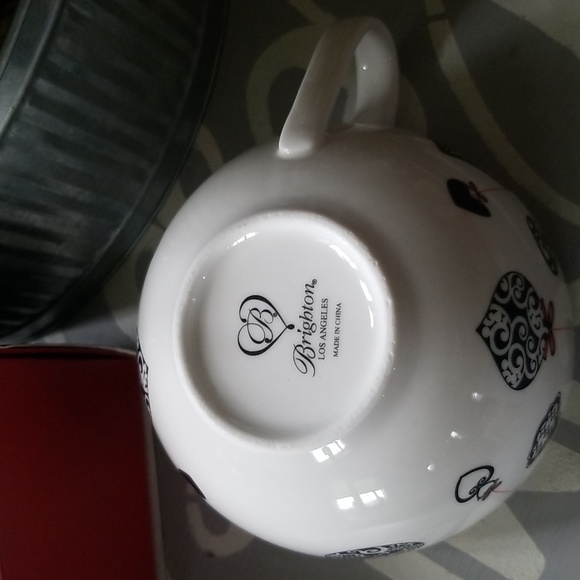 Brighton - Picture 3 of 6